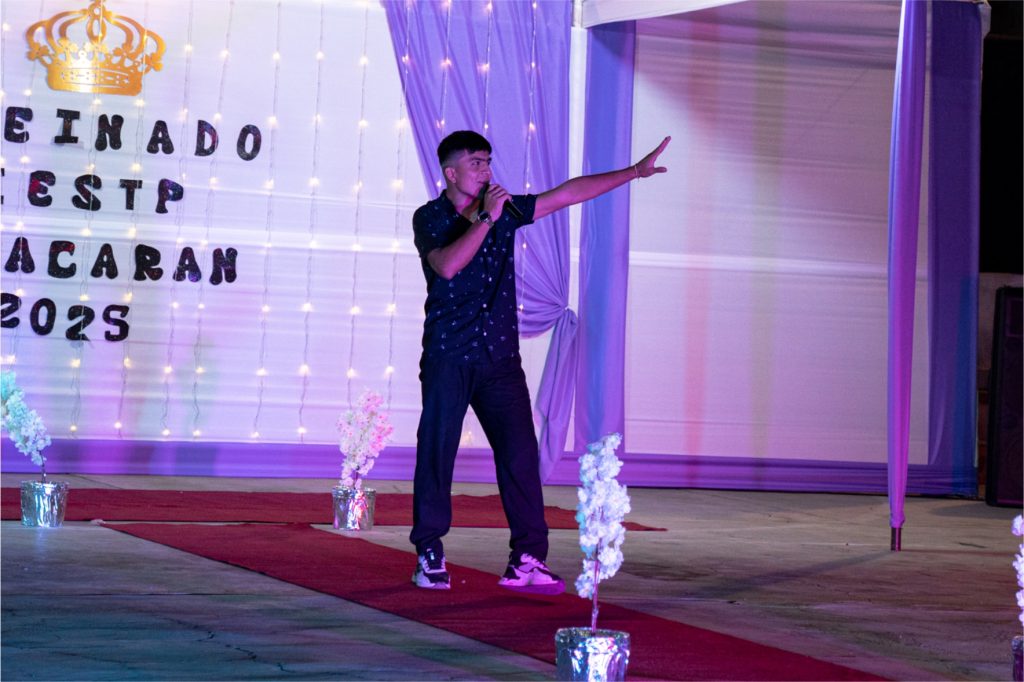 TALENTO Y PASIÓN EN EL CONCURSO DE CANTO DEL IESTP PACARÁN, DONDE NUESTROS ESTUDIANTES BRILLARON CON SU TALENTO PARA EL CANTO”