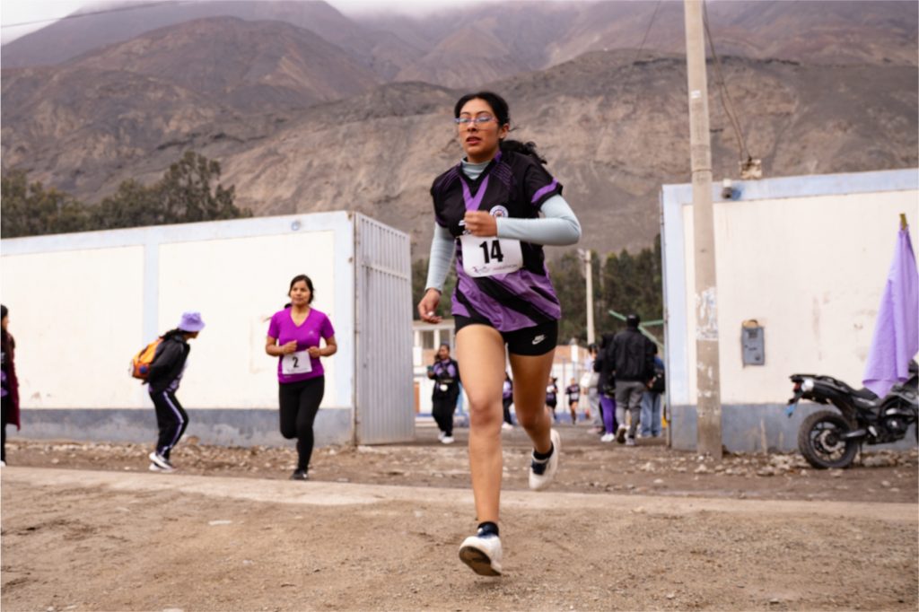 “IESTP PACARÁN REALIZÓ EXITOSA MARATÓN 4K EN LA RUTA HACIA HUAJIL CON LA PARTICIPACIÓN DE ESTUDIANTES, DOCENTES Y PERSONAL ADMINISTRATIVO”